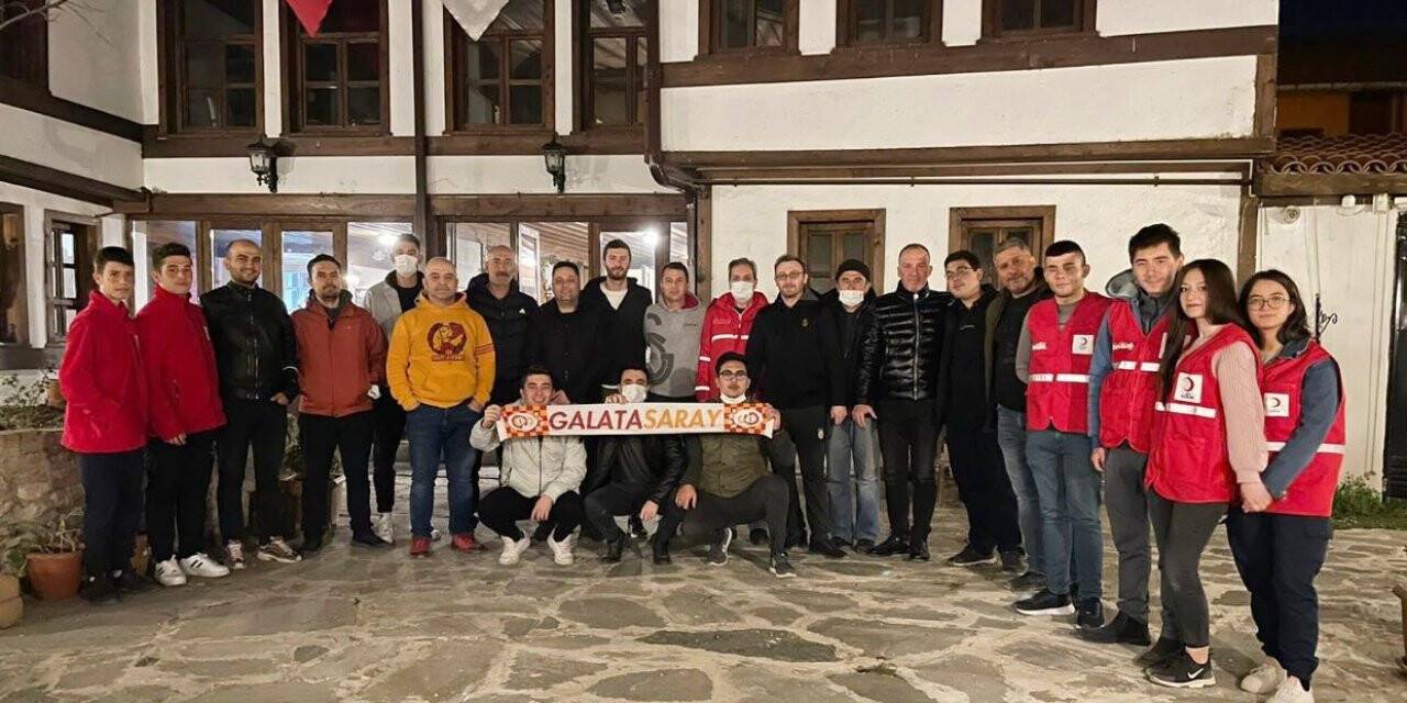 Tavşanlı Galatasaraylılar Derneği Kızılay’a kan bağışında bulundu