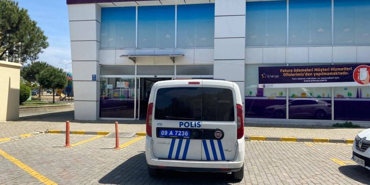 Enerya’nın yüksek faturasına isyan eden vatandaşı, polis sakinleştirdi