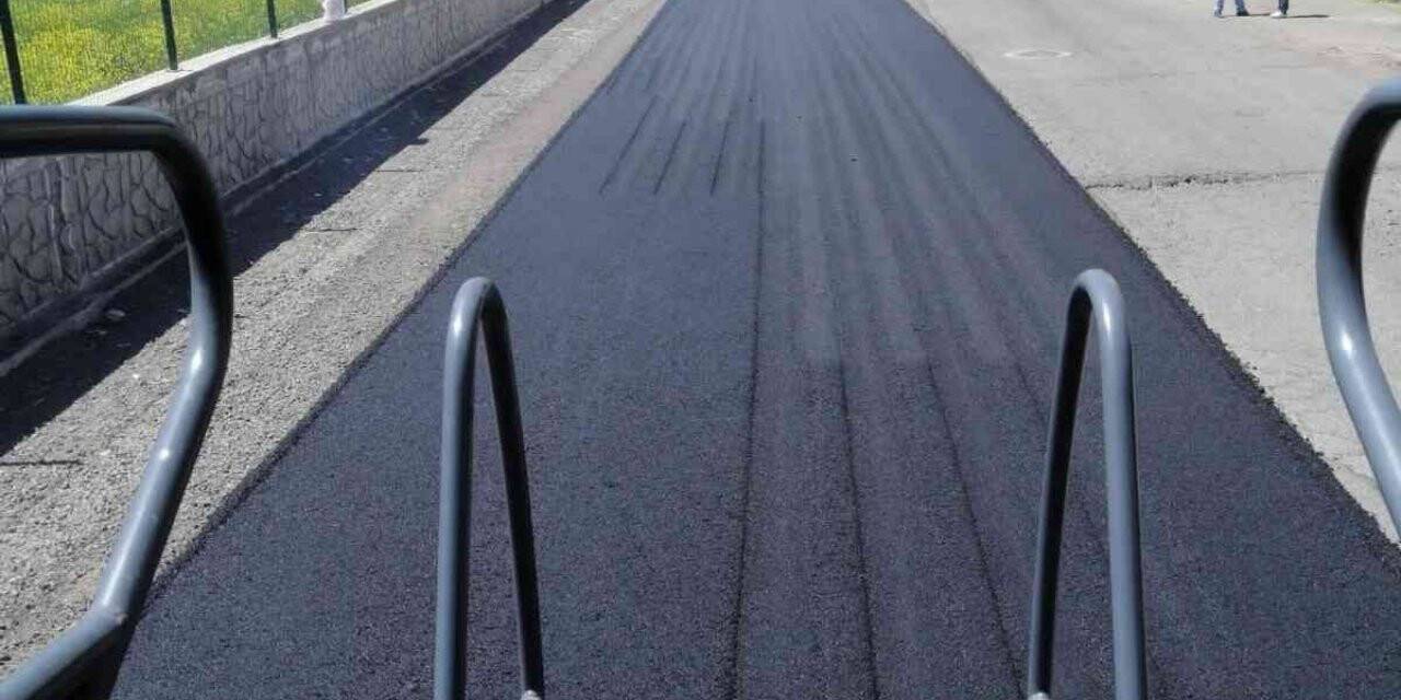 Bağlar Belediyesi yılın ilk asfaltını döktü