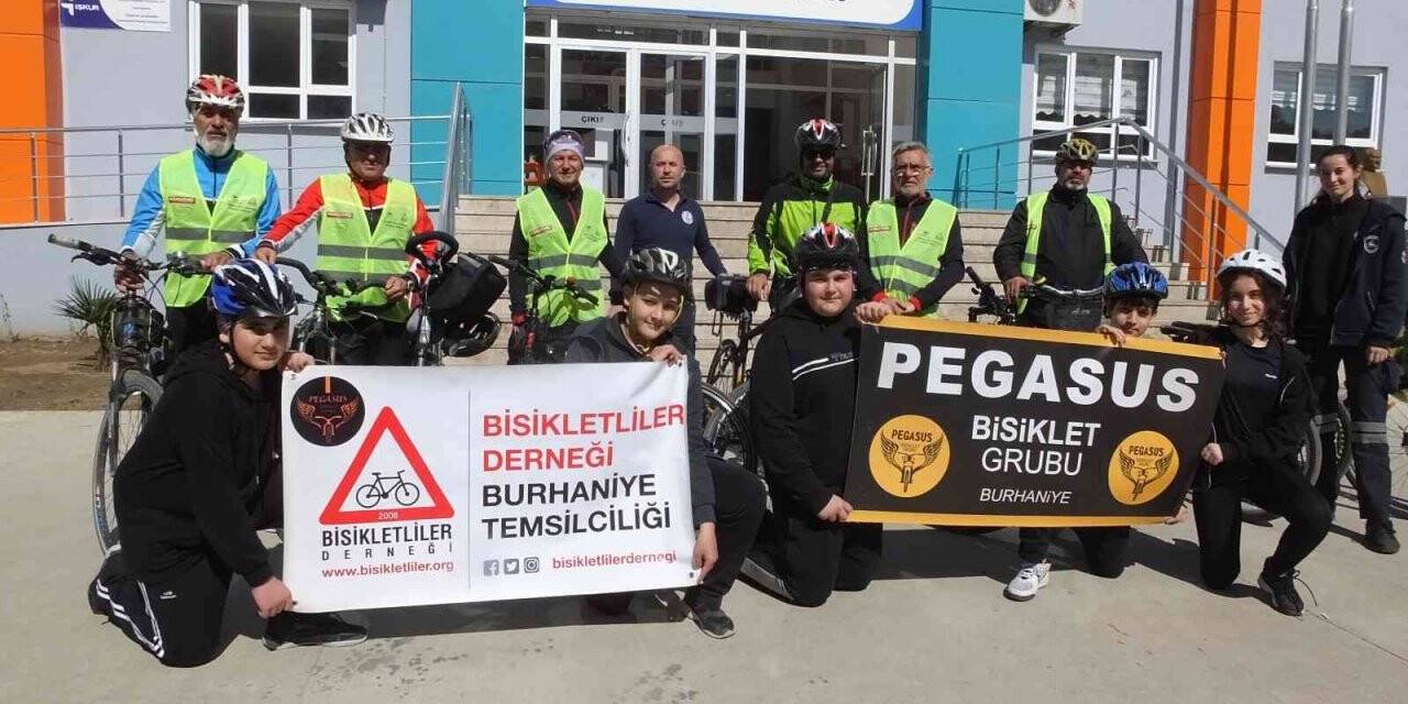 Balıkesir’de  öğrenciler bisiklet şenliğinde buluştu