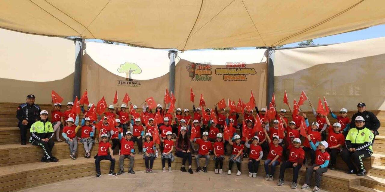 23 Nisan Şehitkamil’de coşkuyla kutlanıyor