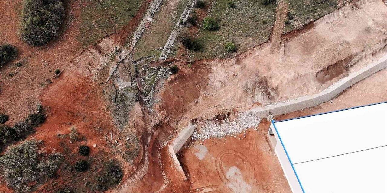 Tokat OSB’de korkutan heyelan