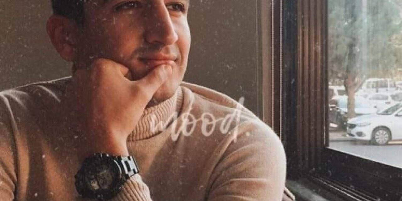 Evinde ölü bulunan polis toprağa verildi