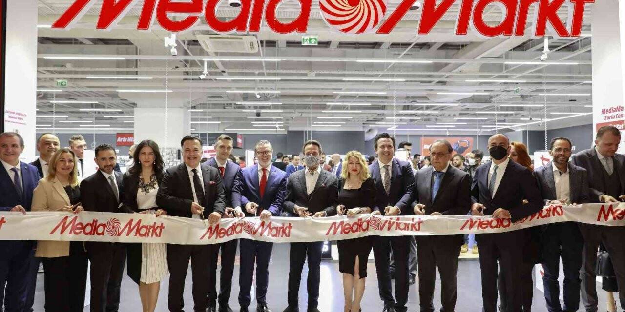 Yenal Gökyıldırım: "Yatırımlarımıza son sürat devam ediyoruz, istihdama katkı sağlıyoruz"