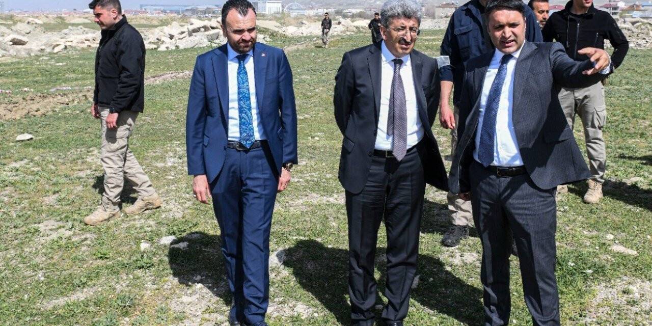 Vali Bilmez ’Sahil Yolu Projesi’nin 2. etabını inceledi