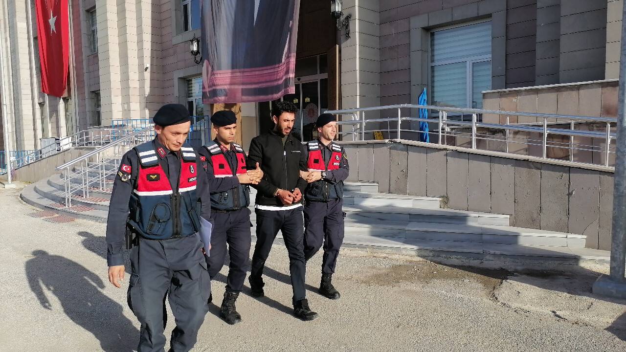 Muğla'da denizde cesedi bulunan kişiyi öldürdüğünü itiraf eden şüpheli Konya'da teslim oldu