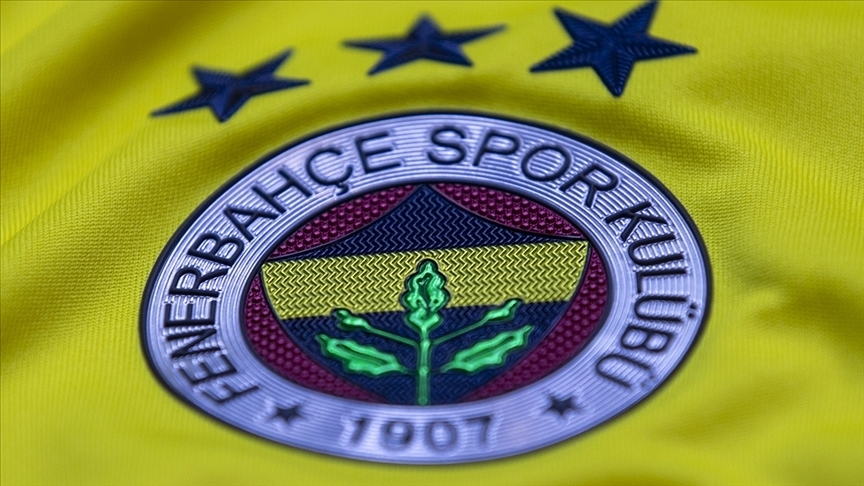 Fenerbahçe'den açıklama: 2021-22 sezonu, yarışla değil skandallarla anılacaktır