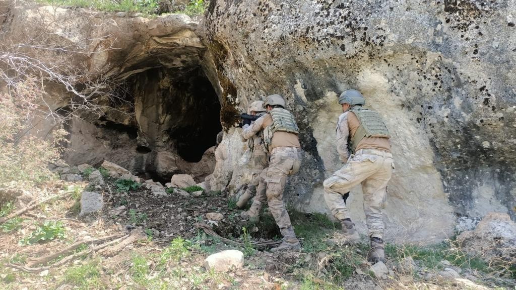 Şırnak’ta 'Eren Abluka-5 Şehit Jandarma Er Şakir Elkovan' operasyonu başlatıldı