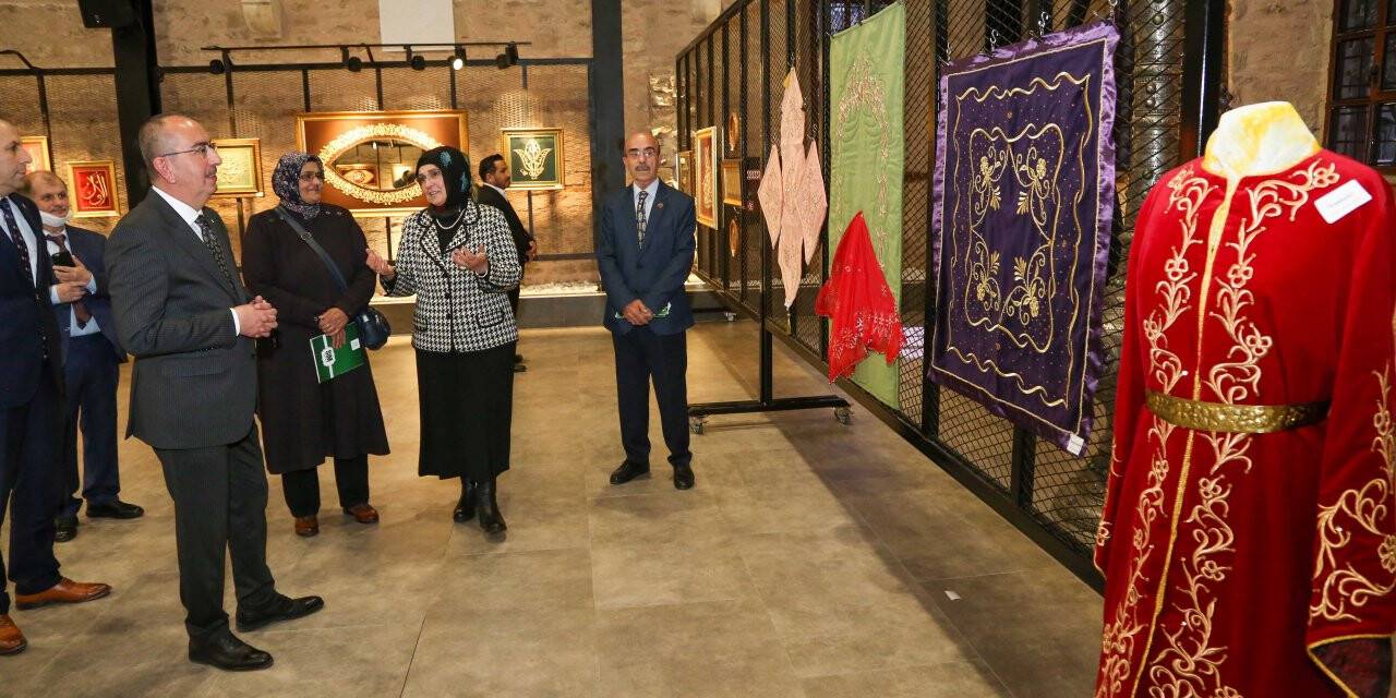 Tantavi'de sim sırma sergisi