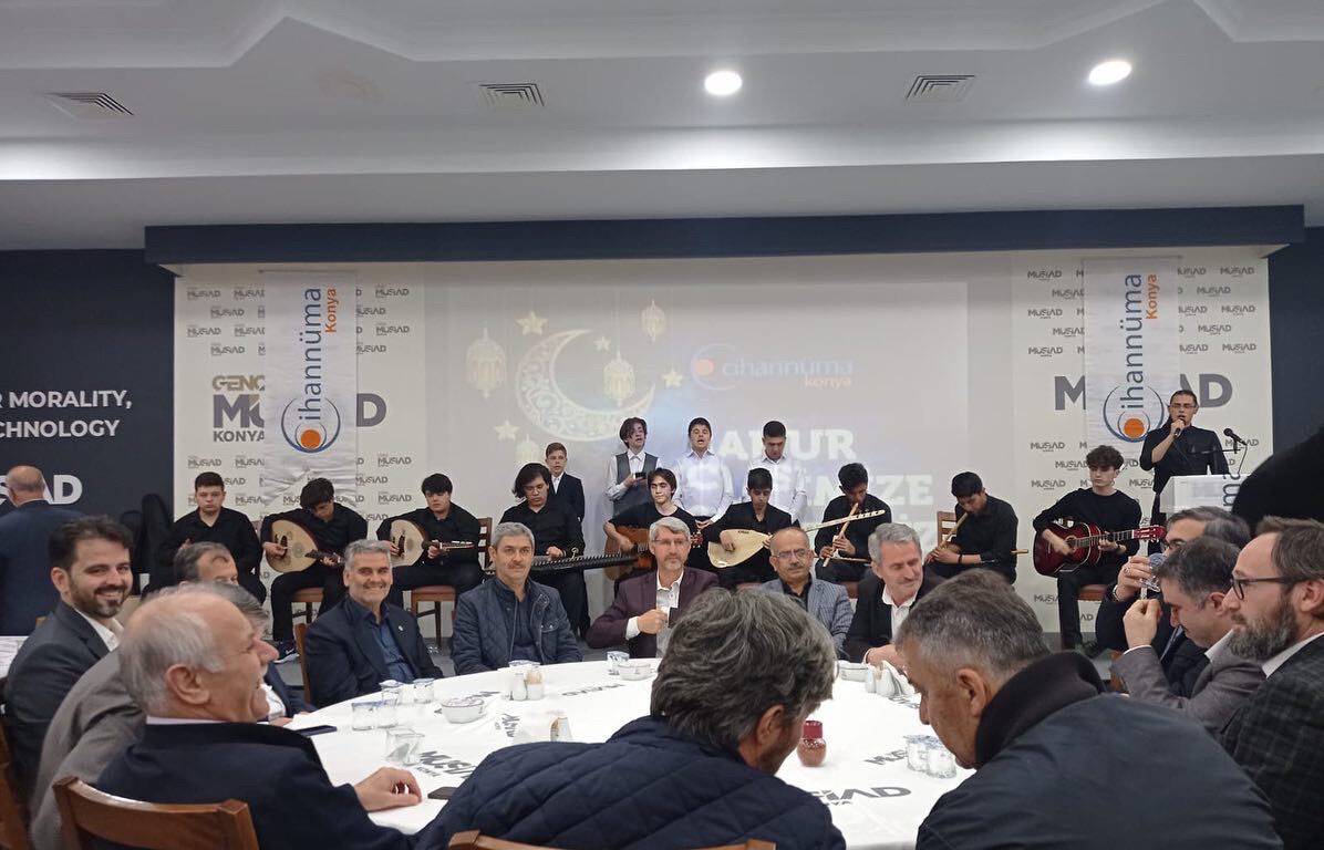 Cihannüma Gönüllüleri Konya’da ‘Sahur Meclisi’nde buluştu