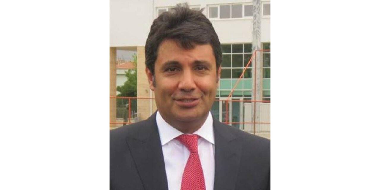 Neyzen Özcan, sahte kimlikle semt pazarında yakalanmış