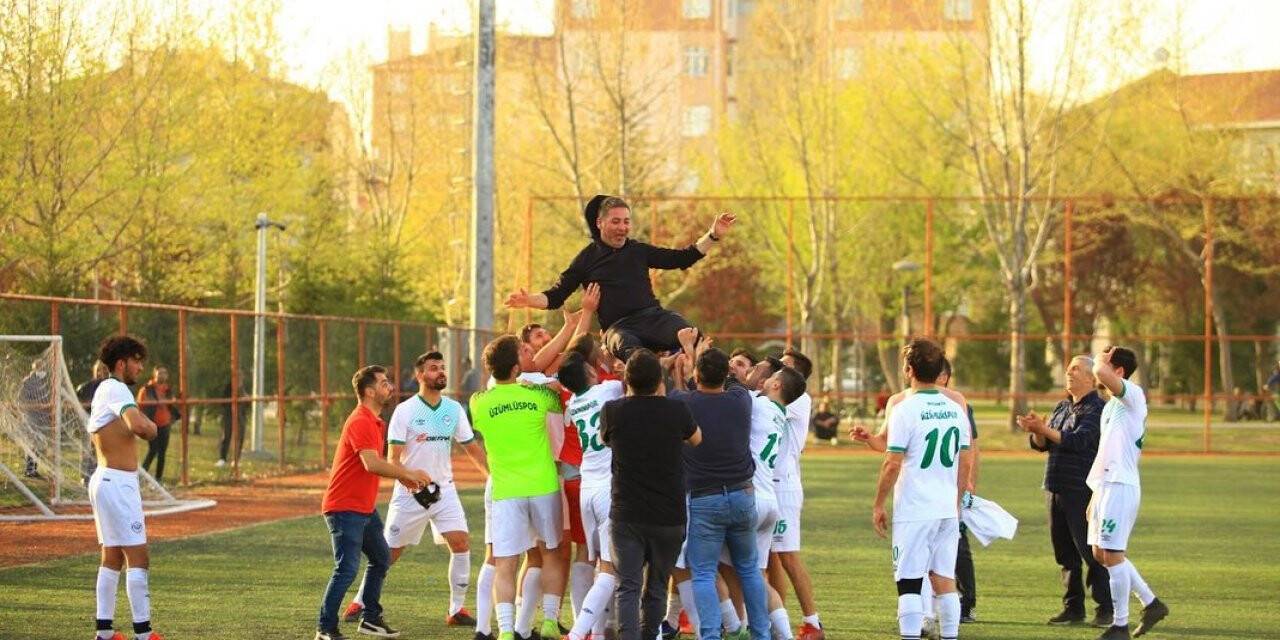 Üzümlüspor ve Ülkümspor Süper Amatör'e yükseldi