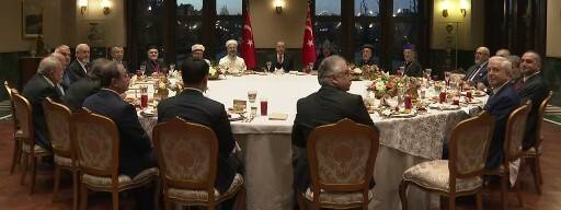 Cumhurbaşkanı Erdoğan, dini azınlık temsilcileri ile iftar yaptı