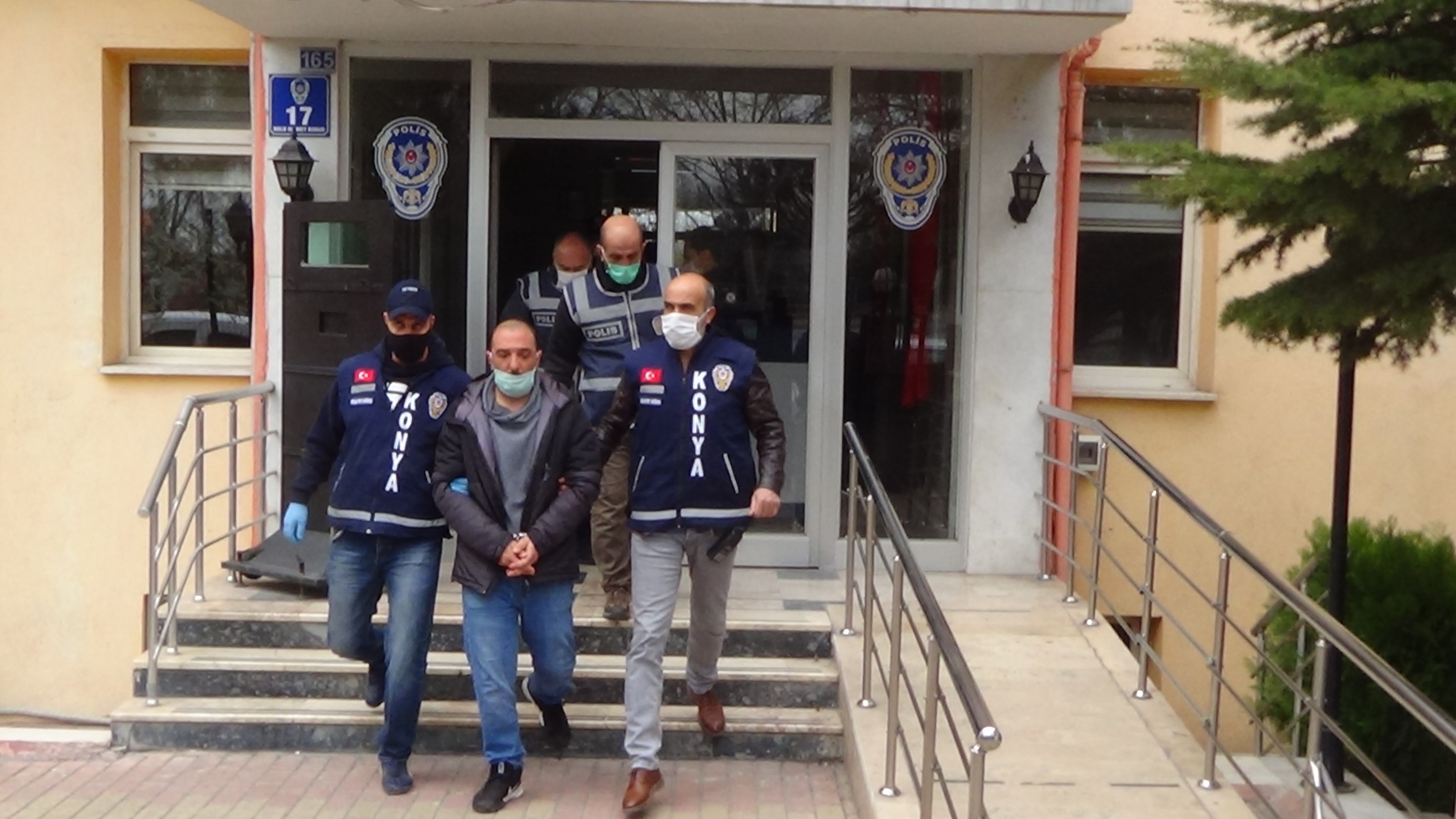 Konya'da tabancayla 3 kişiyi öldüren sanığın yargılaması sürüyor