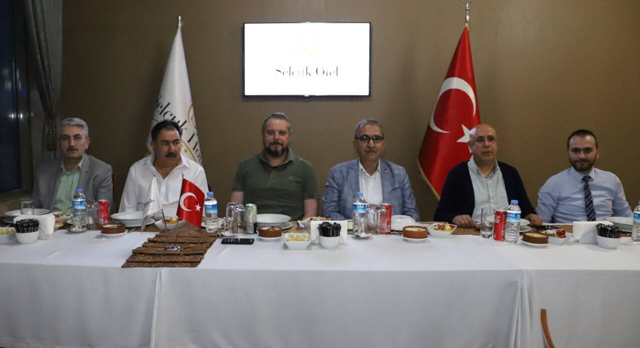 TSYD Konya üyeleri iftarda buluştu