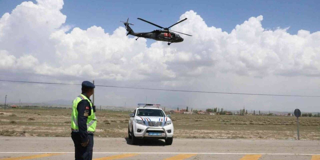 Aksaray-Konya yolunda havadan denetim