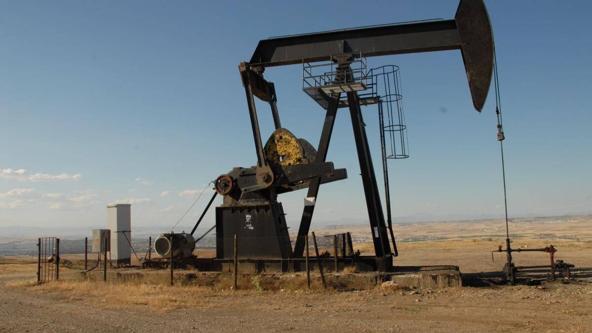 G7 ülkeleri, Rus petrolünün ithalatını durdurma sözü verdi