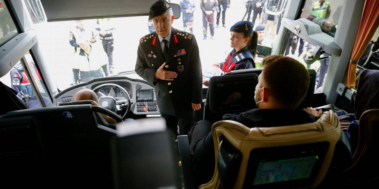 Jandarma Genel Komutanı Orgeneral Çetin, denetimlere katıldı