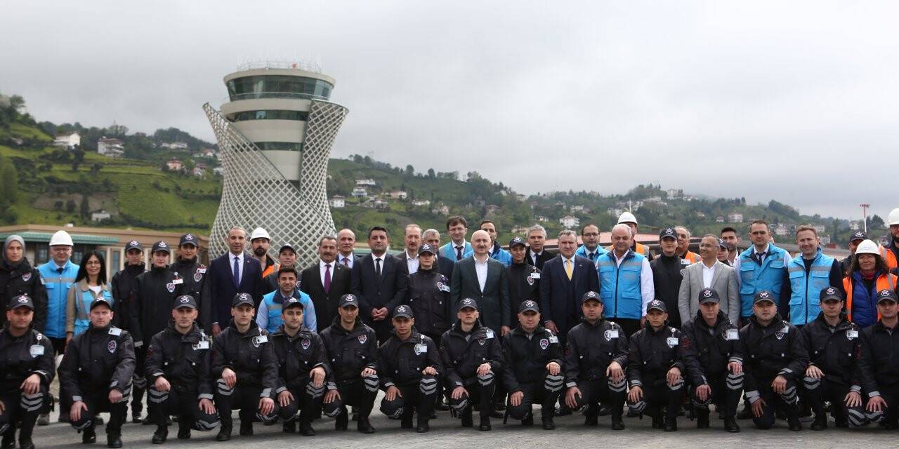 Bakan Karaismailoğlu,  incelemelerde bulundu
