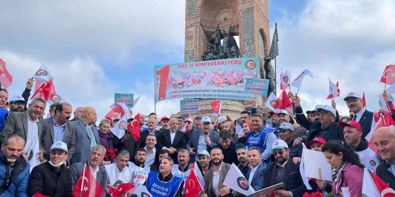 HAK-İŞ Taksim’de