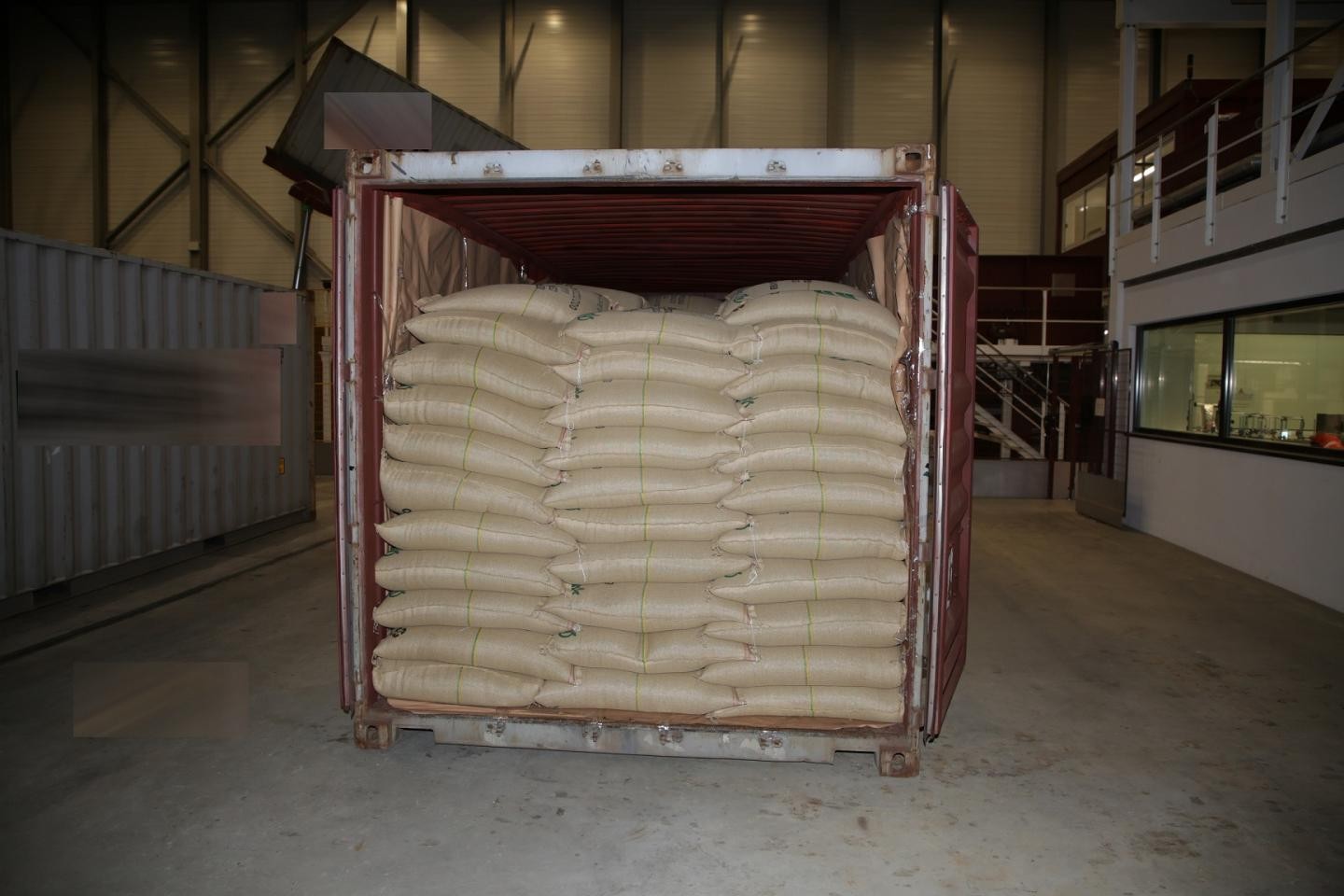 İsviçre’de kahve fabrikasına gönderilen sevkiyattan 500 kilogram kokain çıktı