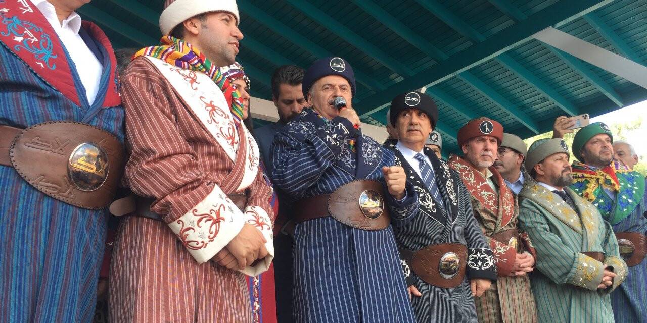 Binali Yıldırım "Toy Beyi" seçildi