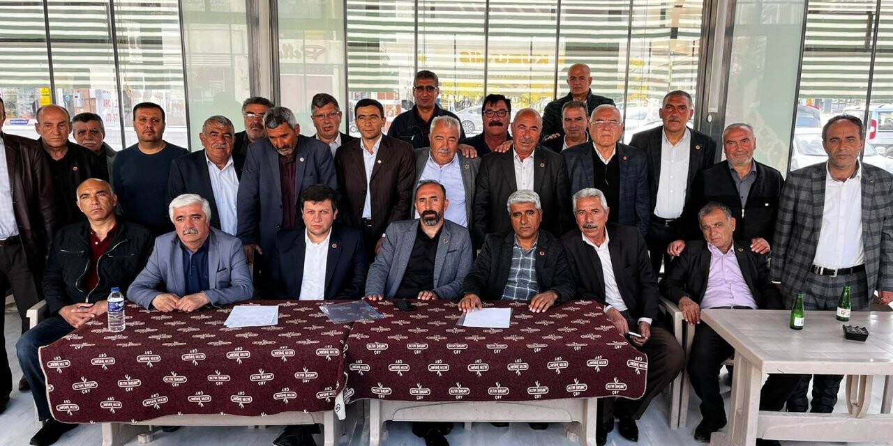 Cihanbeylili muhtarlardan Fahrettin Yokuş'a tepki: İlçemizden uzak dur