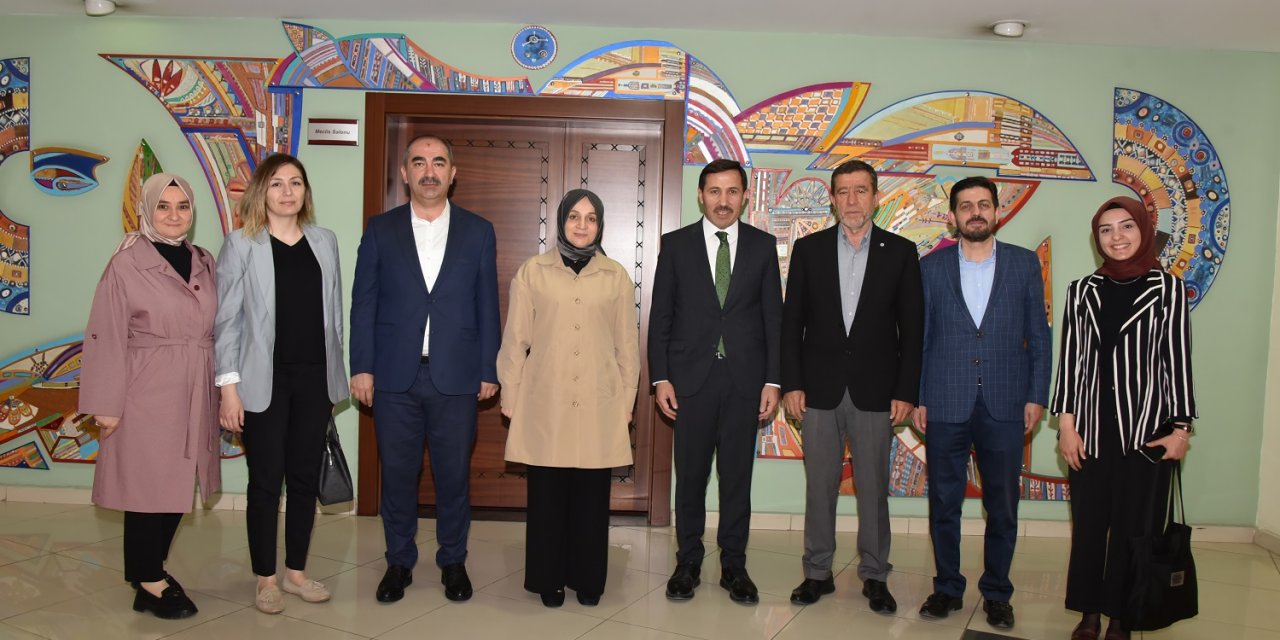 AK Parti Genel Başkan Yardımcısı Leyla Şahin Usta’dan Başkan Hasan Kılca’ya ziyaret
