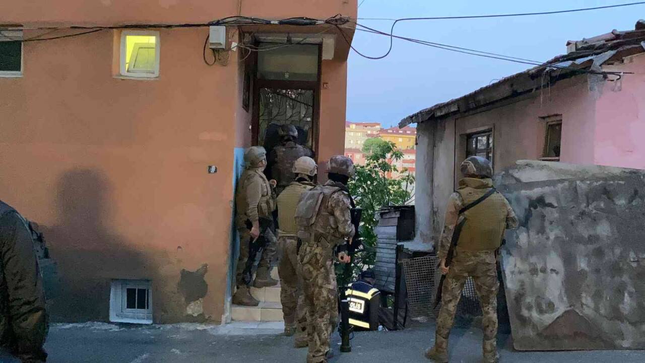 İstanbul'da şafak vakti eş zamanlı uyuşturucu operasyonu