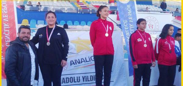 Büyükşehirli atletlerden başarılı sonuçlar