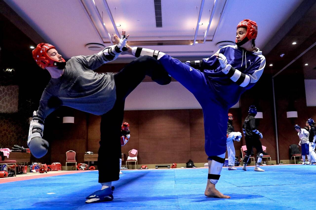 Milli tekvandocular Avrupa'dan en az 12 altın madalyayla dönmeyi hedefliyor