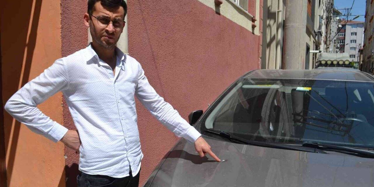 Otomobiline yorgun mermi isabet eden kadından magandalara tepki: "Rastgele havaya ateş açanlara sinir oluyorum"