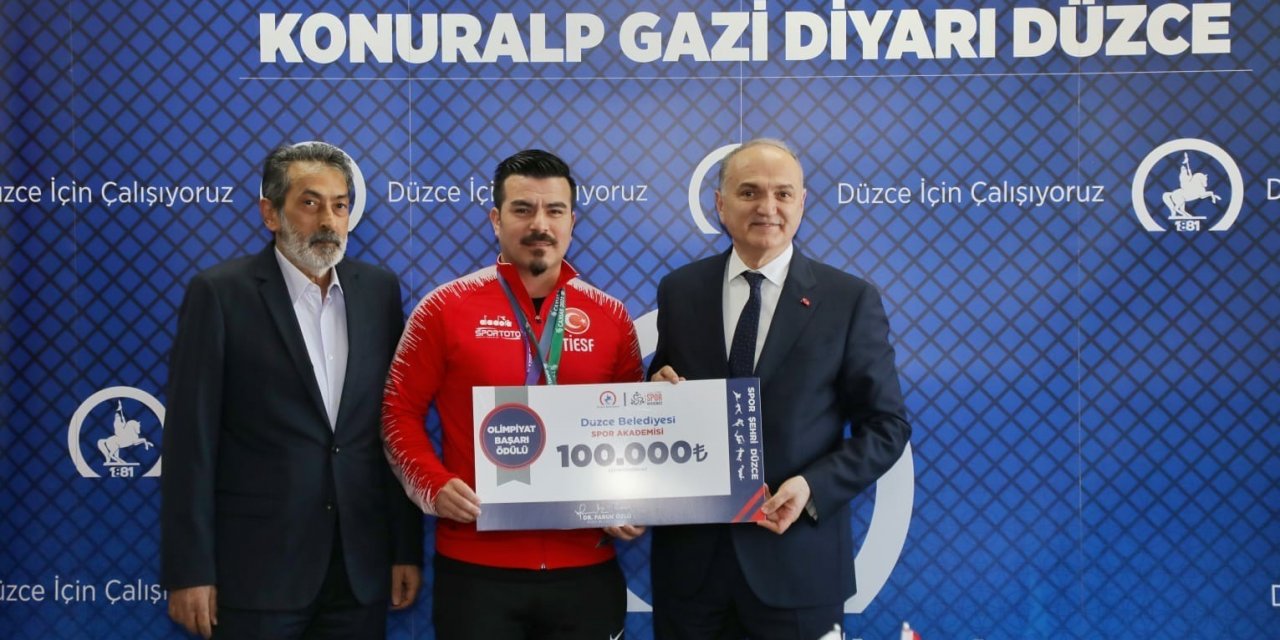 Olimpiyat şampiyonu Kıroğlu’na büyük ödül