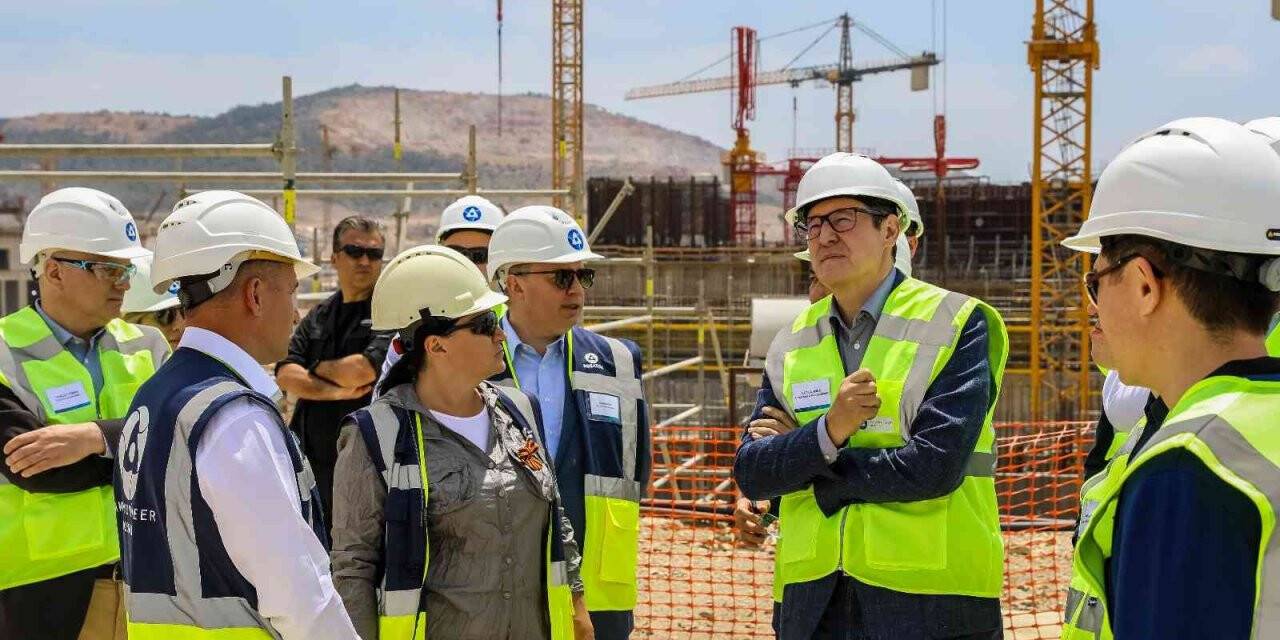 Kazakistan Enerji Bakanı Akçulakov ve beraberindeki heyet Akkuyu NGS’yi gezdi