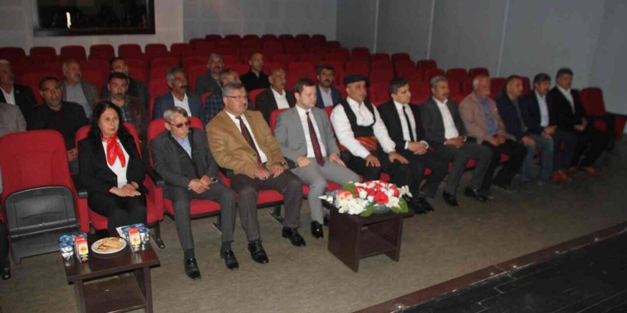 Malazgirt’te çiftçilere yönelik bilgilendirme ve değerlendirme toplantısı