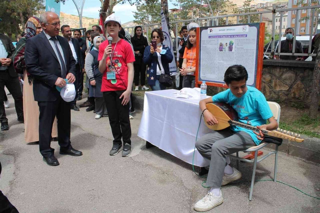 Bilim Fuarında 80 öğrenci ürettikleri projelerini sergilediler