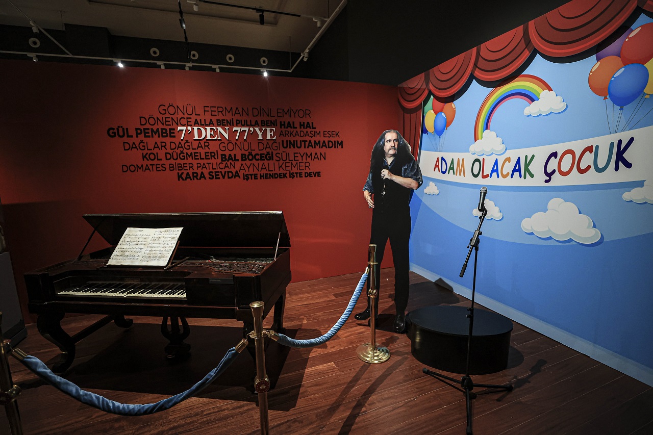 Musiki üstatlarının gözde eserleri Cumhurbaşkanı Millet Kütüphanesi'nde sergileniyor