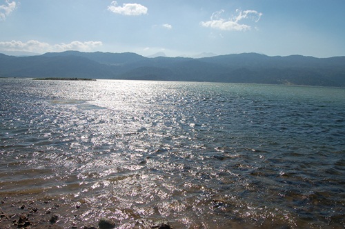 Beyşehir Gölü "hayalet" ağlardan temizleniyor