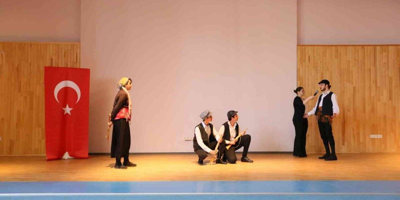 Derince’de 19 Mayıs törenle kutlandı