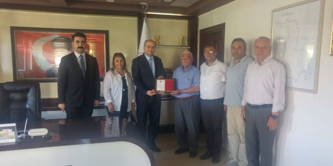 TSKGV bağışçısına bronz madalya ve berat takdim edildi