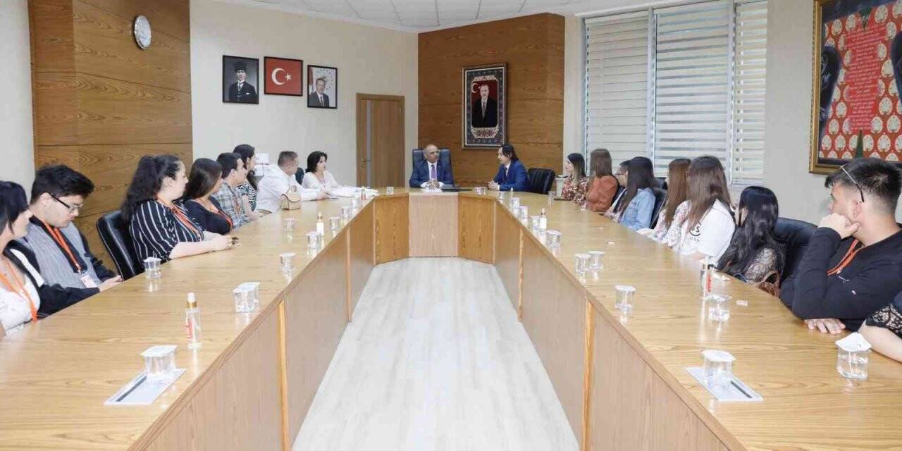 Başkan Söğüt: "Dünyayı yaşanır kılmanın tek yolu, barış dilini konuşmak"