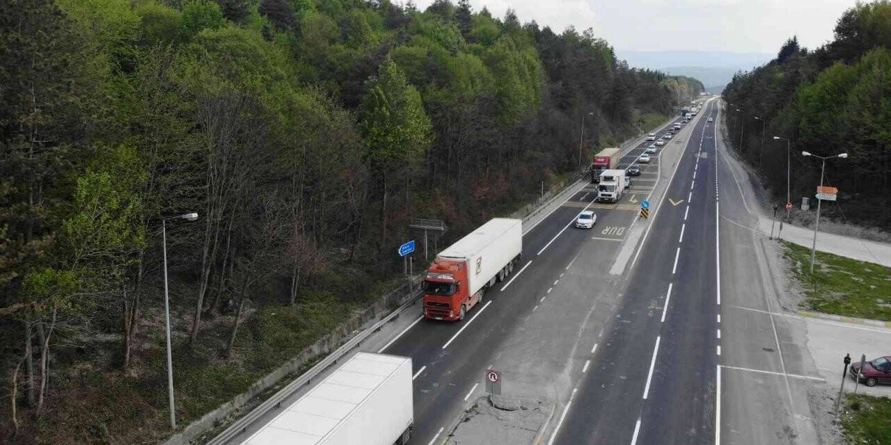 TEM’in Bolu Dağı geçişindeki yol çalışması D100’deki işletmecileri sevindirdi