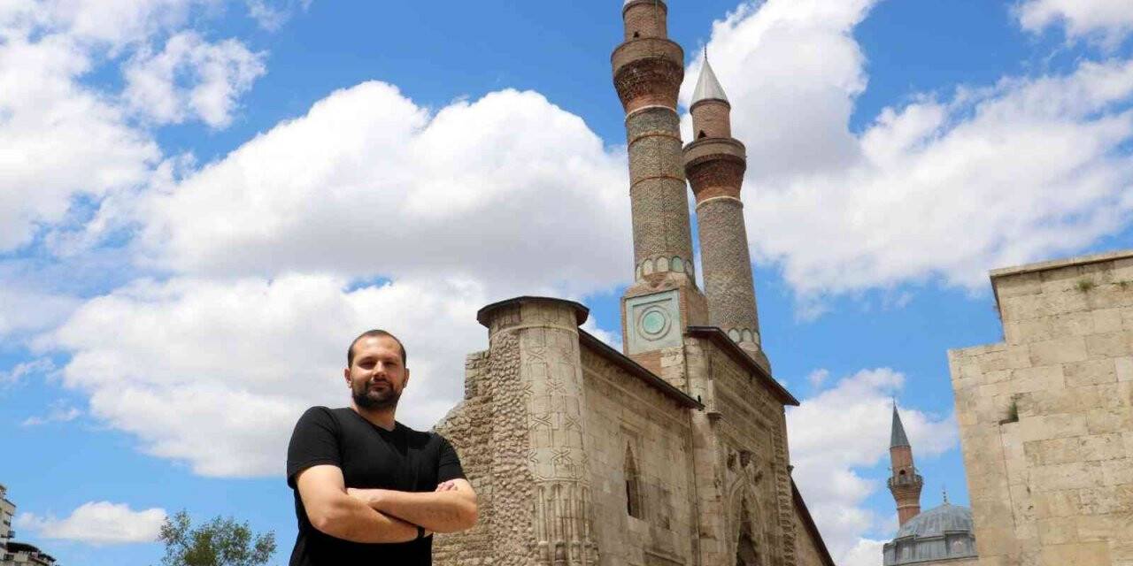 37.5 Metre yükseklikteki kapının Anadolu’da eşi benzeri yok