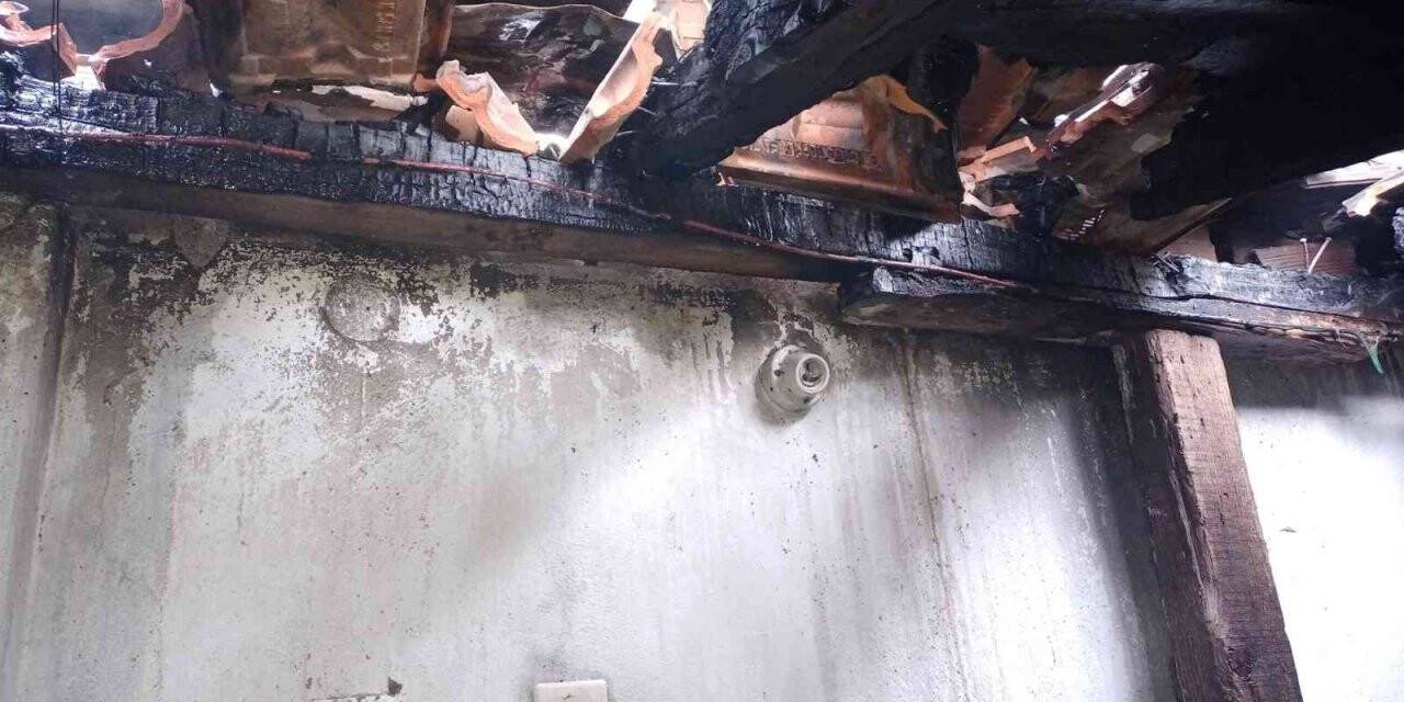 Oteldeki yangın büyümeden söndürüldü