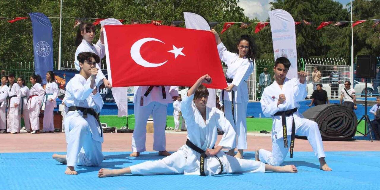 Tekirdağ’da 19 Mayıs coşkusu