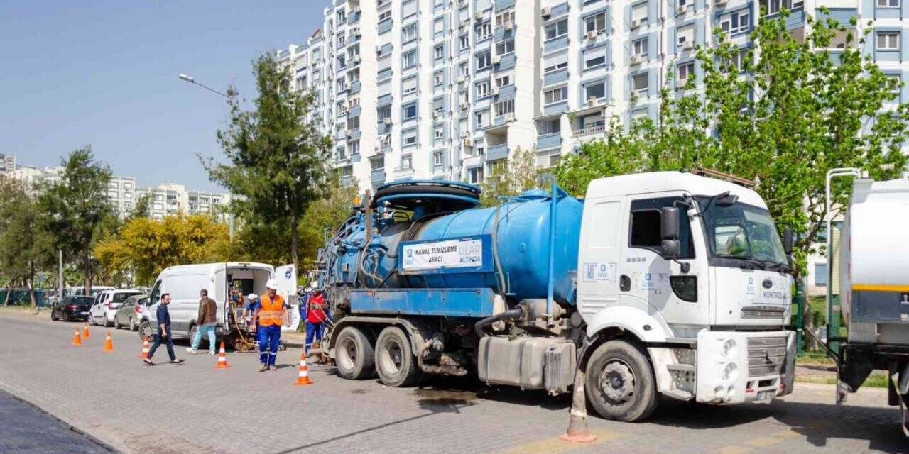 İZSU’dan yoğun mesai