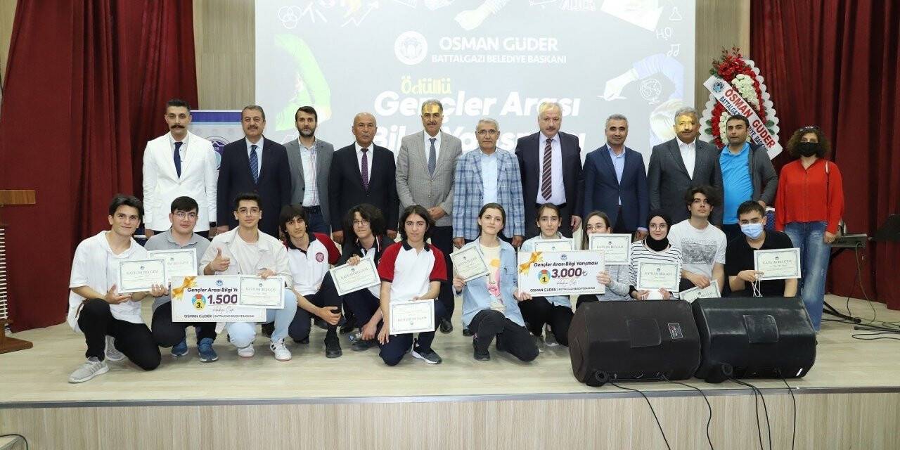 Battalgazi’deki bilgi yarışması büyük finalle sona erdi