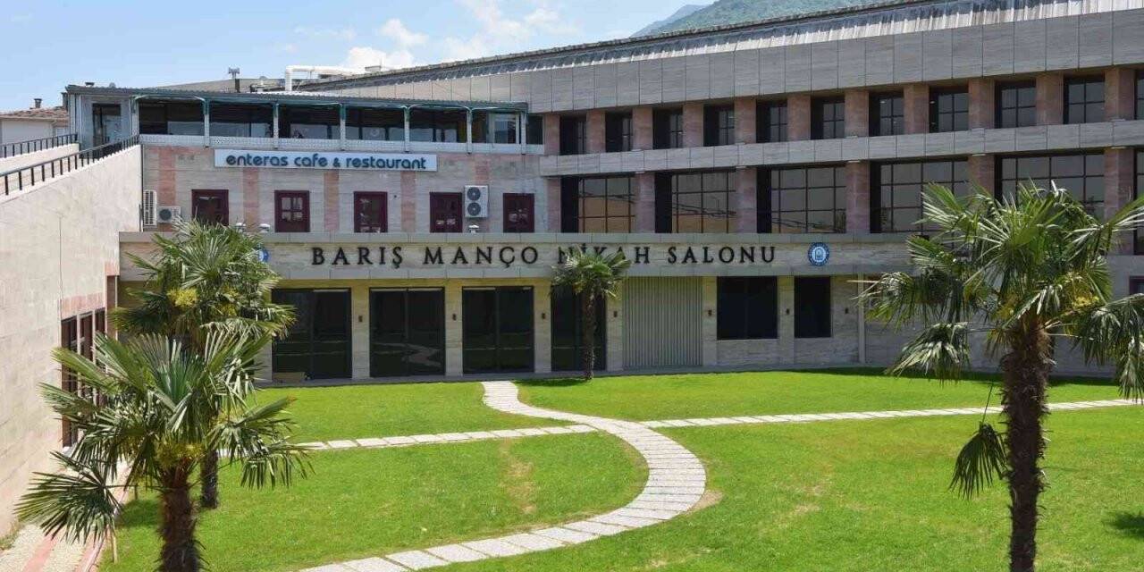 Barış Manço nikah salonu yenilenen yüzüyle misafirlerini ağırlayacak