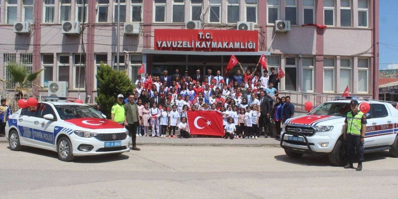 Gaziantep’in ilçelerinde 19 Mayıs coşkuyla kutlandı