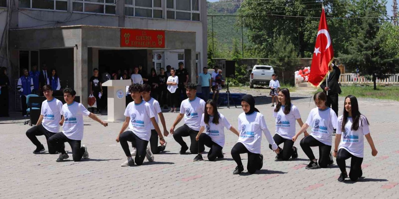 Çukurca’da 19 Mayıs Atatürk’ü Anma, Gençlik ve Spor Bayramı coşkusu